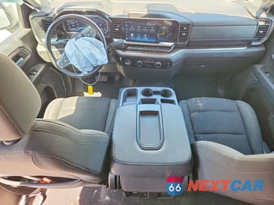 Zdjęcie 8 z 13 samochodu: 2023 CHEVROLET SILVERADO K1500 LT-L VIN:3GCPDKEK7PG188093 - miniatura