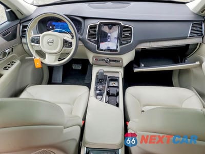 Zdjęcie 8 z 13 samochodu: 2023 VOLVO XC90 PLUS VIN:YV4H60CN7P1953282 - miniatura