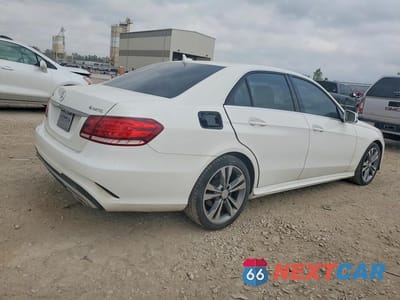 Trzecie zdjęcie samochodu z tyłu: 2014 MERCEDES-BENZ E 350 4MATIC VIN:WDDHF8JBXEA981719 - miniatura