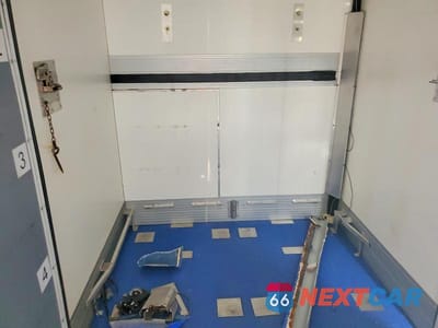 Zdjęcie 11 z 13 samochodu: 2023 FORD E350 REFRIGERATED BOX TRUCK VIN:1FDWE3FK9PDD14783 - miniatura