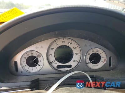 Zdjęcie 9 z 12 samochodu: 2007 MERCEDES-BENZ E 350 4MATIC VIN:WDBUF87X67X218929 - miniatura