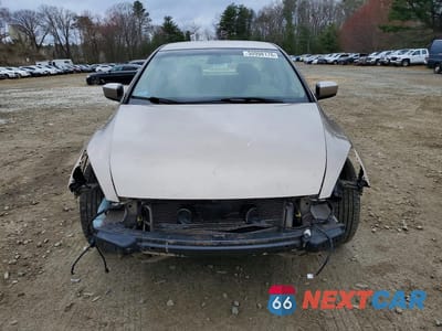 Piąte zdjęcie samochodu w środku: 2003 HONDA ACCORD LX VIN:JHMCM56363C031710 - miniatura