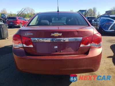 Zdjęcie 6 z 12 samochodu: 2012 CHEVROLET CRUZE LS VIN:1G1PC5SH5C7316911 - miniatura