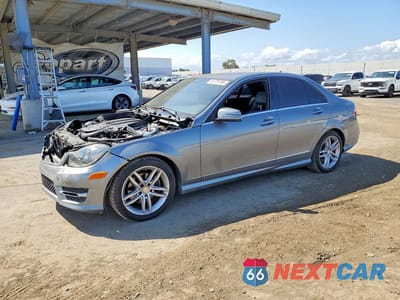 2014 MERCEDES-BENZ C 250 WDDGF4HBXER316220 - główne zdjęcie licytacji z USA - miniatura