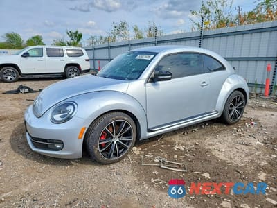 2012 VOLKSWAGEN BEETLE TURBO 3VW467AT1CM649628 - główne zdjęcie licytacji z USA - miniatura