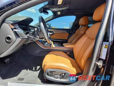 Zdjęcie 7 z 13 samochodu: 2024 AUDI A8 L VIN:WAULDAF8XRN004994 - miniatura