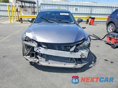 Piąte zdjęcie samochodu w środku: 2015 LEXUS IS 250 VIN:JTHBF1D23F5055299 - miniatura