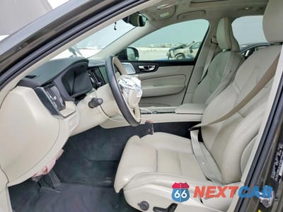 Zdjęcie 7 z 12 samochodu: 2022 VOLVO XC60 B5 INSCRIPTION VIN:YV4L12DL7N1960442 - miniatura