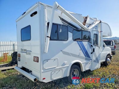 Czwarte zdjęcie samochodu z boku: 2025 CHEVROLET EXPRESS G3500 VIN:1HA3GRC70SN009885 - miniatura