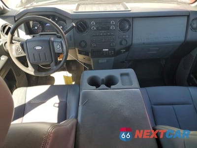 Zdjęcie 8 z 13 samochodu: 2015 FORD F250 SUPER DUTY VIN:1FT7X2B68FEA28003 - miniatura