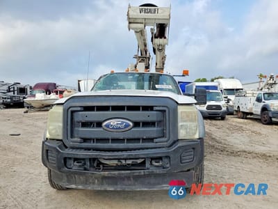 Piąte zdjęcie samochodu w środku: 2012 FORD F550 SUPER DUTY VIN:1FDUF5GT6CEA07731 - miniatura
