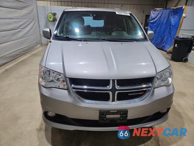 Piąte zdjęcie samochodu w środku: 2020 DODGE GRAND CARAVAN SXT VIN:2C4RDGCG3LR169405 - miniatura
