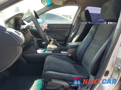 Zdjęcie 7 z 12 samochodu: 2010 HONDA ACCORD LX VIN:1HGCP2F30AA082069 - miniatura