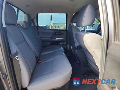 Zdjęcie 10 z 11 samochodu: 2023 TOYOTA TACOMA SR5 V6 VIN:3TMCZ5AN2PM599517 - miniatura