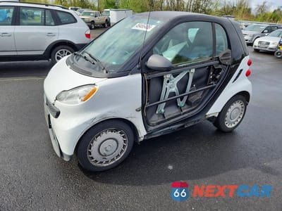 2013 SMART FORTWO PURE WMEEJ3BA9DK680406 - główne zdjęcie licytacji z USA - miniatura