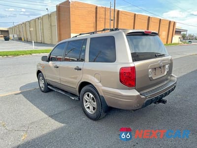 Trzecie zdjęcie samochodu z tyłu: 2003 HONDA PILOT EXL VIN:2HKYF18553H600995 - miniatura