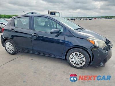 Czwarte zdjęcie samochodu z boku: 2017 TOYOTA YARIS 5-DOOR L FLEET VIN:VNKKTUD3XHA081002 - miniatura