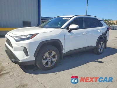 2025 TOYOTA RAV4 XLE 2T3W1RFV2SC348929 - główne zdjęcie licytacji z USA - miniatura
