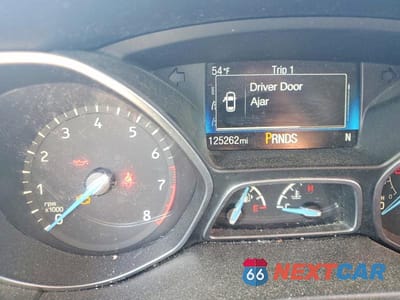 Zdjęcie 9 z 12 samochodu: 2017 FORD FOCUS SEL VIN:1FADP3H28HL258013 - miniatura