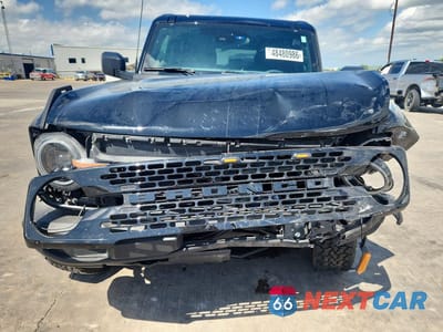 Piąte zdjęcie samochodu w środku: 2025 FORD BRONCO BIG BEND VIN:1FMDE7BH8SLA93555 - miniatura
