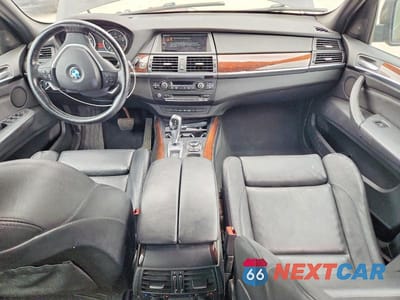 Zdjęcie 8 z 12 samochodu: 2013 BMW X5 XDRIVE50I VIN:5UXZV8C56D0C14562 - miniatura