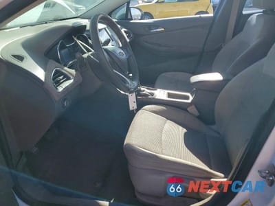Zdjęcie 7 z 12 samochodu: 2017 CHEVROLET CRUZE LS VIN:1G1BC5SM2H7168909 - miniatura