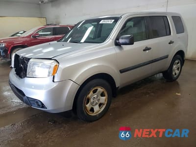 2013 HONDA PILOT LX 5FNYF4H20DB086108 - główne zdjęcie licytacji z USA - miniatura