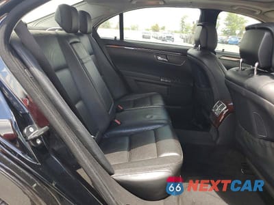 Zdjęcie 10 z 13 samochodu: 2013 MERCEDES-BENZ S 550 VIN:WDDNG7DB8DA510074 - miniatura