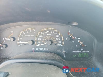 Zdjęcie 9 z 14 samochodu: 2003 FORD EXPEDITION XLT VIN:1FMPU16L33LA22616 - miniatura