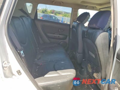 Zdjęcie 10 z 12 samochodu: 2011 KIA SOUL + VIN:KNDJT2A28B7264262 - miniatura