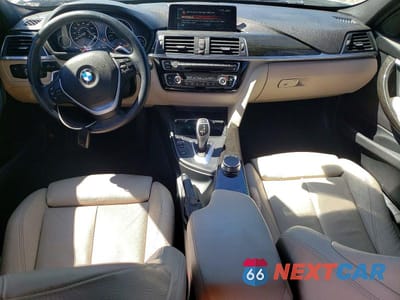 Zdjęcie 8 z 12 samochodu: 2017 BMW 330 XI VIN:WBA8D9C33HA004614 - miniatura