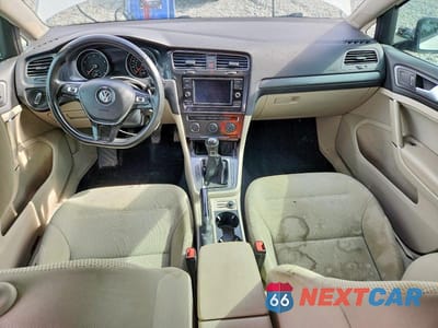 Zdjęcie 8 z 13 samochodu: 2019 VOLKSWAGEN GOLF S VIN:3VWW57AUXKM028925 - miniatura