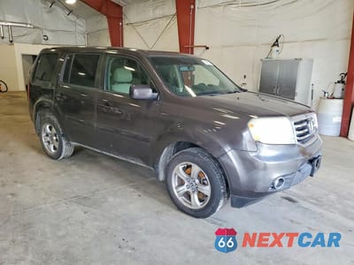 Czwarte zdjęcie samochodu z boku: 2014 HONDA PILOT EXL VIN:5FNYF4H54EB031088 - miniatura