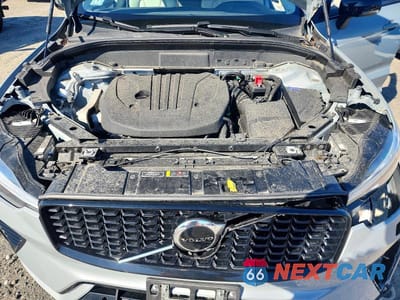 Zdjęcie 12 z 13 samochodu: 2024 VOLVO XC60 PLUS VIN:YV4L12RLXR1710787 - miniatura
