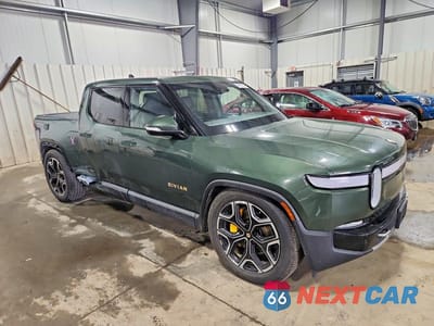 Czwarte zdjęcie samochodu z boku: 2022 RIVIAN R1T LAUNCH EDITION VIN:7FCTGAALXNN002608 - miniatura