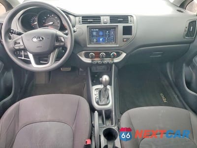 Zdjęcie 8 z 12 samochodu: 2013 KIA RIO LX VIN:KNADM4A35D6280150 - miniatura