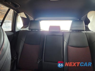Zdjęcie 10 z 13 samochodu: 2022 TOYOTA RAV4 PRIME XSE VIN:JTMEB3FV0ND085166 - miniatura