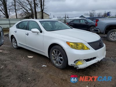 Czwarte zdjęcie samochodu z boku: 2009 LEXUS LS 460 L VIN:JTHGL46F395034473 - miniatura