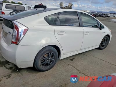 Trzecie zdjęcie samochodu z tyłu: 2012 TOYOTA PRIUS VIN:JTDKN3DU4C1526705 - miniatura