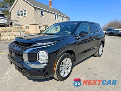 2025 MITSUBISHI OUTLANDER ES JA4J3UA81SZ036733 - główne zdjęcie licytacji z USA - miniatura