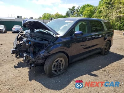 2026 KIA CARNIVAL LXS KNDNB5K35T6577368 - główne zdjęcie licytacji z USA - miniatura