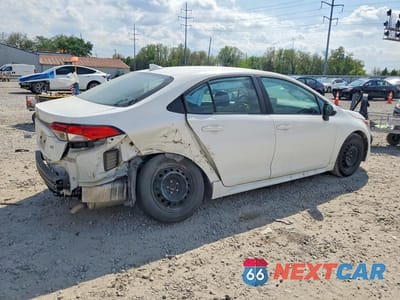 Trzecie zdjęcie samochodu z tyłu: 2021 TOYOTA COROLLA LE VIN:5YFEPMAE9MP256703 - miniatura