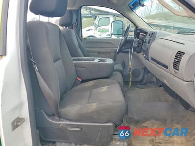 Zdjęcie 10 z 11 samochodu: 2013 CHEVROLET SILVERADO C2500 HEAVY DUTY VIN:1GC0CVCG1DF221493 - miniatura