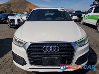 Piąte zdjęcie samochodu w środku: 2016 AUDI Q3 PRESTIGE VIN:WA1GFCFS7GR021757 - miniatura