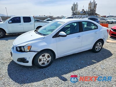 2014 CHEVROLET SONIC LS 1G1JB5SH9E4206375 - główne zdjęcie licytacji z USA - miniatura