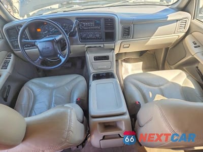 Zdjęcie 8 z 13 samochodu: 2002 GMC YUKON VIN:1GKEK13T82J160396 - miniatura