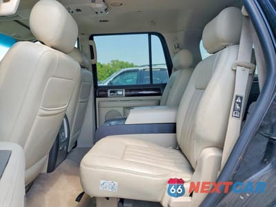Zdjęcie 11 z 13 samochodu: 2003 LINCOLN NAVIGATOR VIN:5LMFU27R73LJ00851 - miniatura