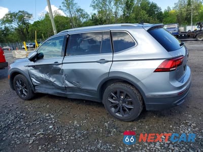 Drugie zdjęcie samochodu z przodu: 2022 VOLKSWAGEN TIGUAN SE VIN:3VV2B7AX9NM037402 - miniatura