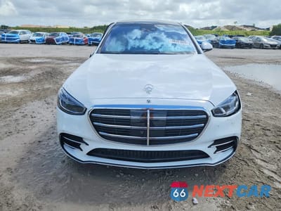 Piąte zdjęcie samochodu w środku: 2024 MERCEDES-BENZ S 580 4MATIC VIN:W1K6G7GB6RA271843 - miniatura
