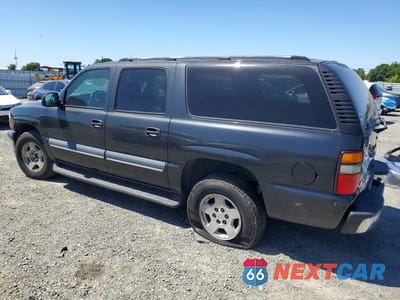 Drugie zdjęcie samochodu z przodu: 2004 CHEVROLET SUBURBAN K1500 VIN:3GNFK16T24G211771 - miniatura